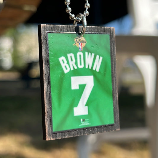FRAMED CELTICS JERSEY NECKLACE